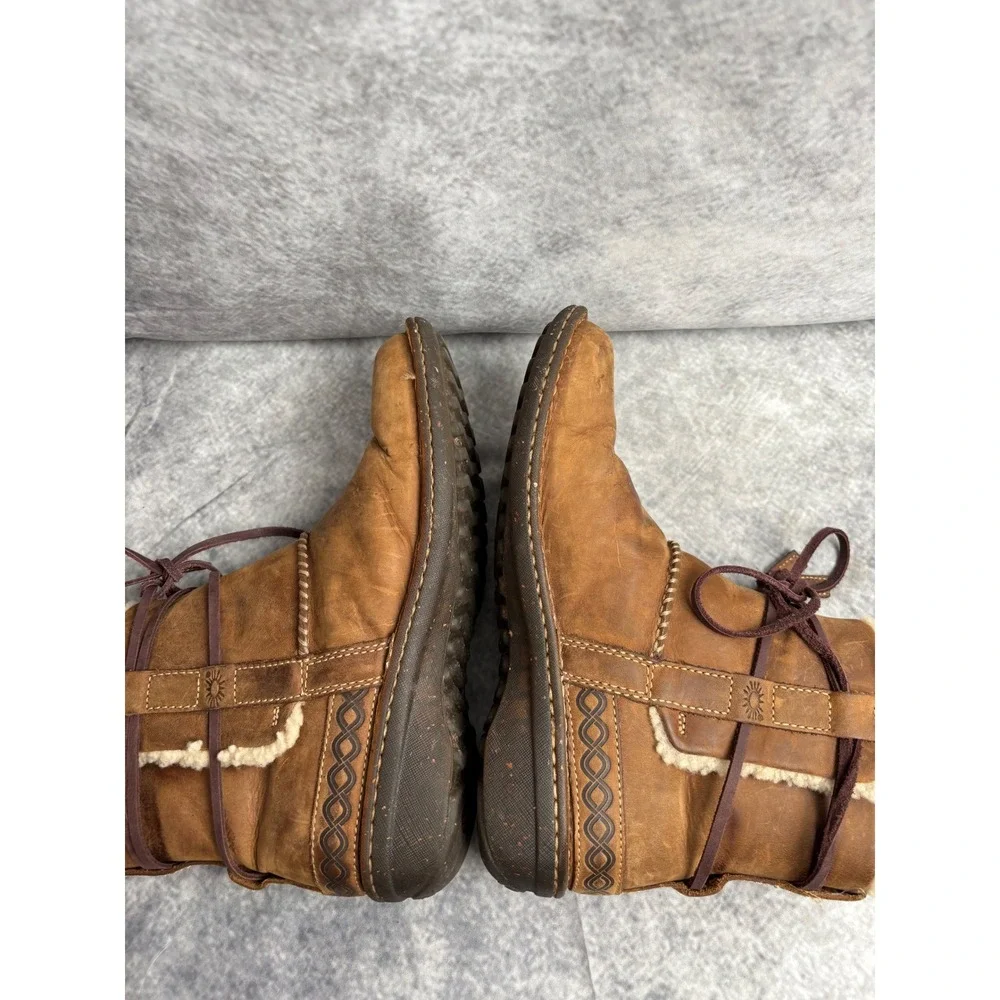 UGG Australia Cove 5136 Nubuck Brown Leather Ankle Boots Booties Size 10‎